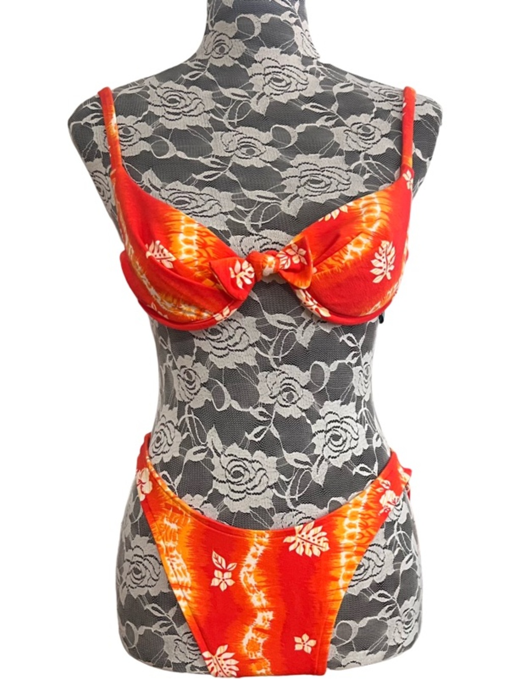 Woman’s Vintage Swimsuit Size 9/10 Juniors
